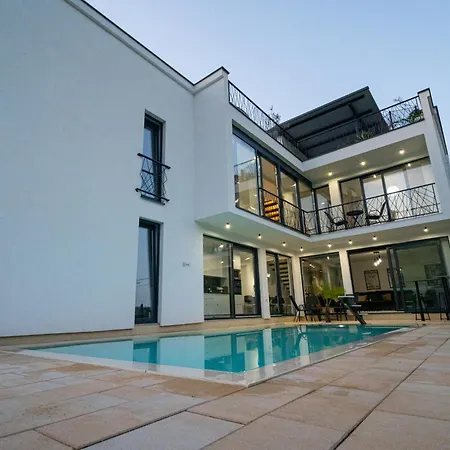 Luxe Waters Retreat Mostar