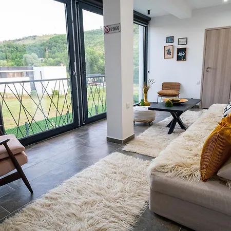 Villa Luxe Waters Retreat