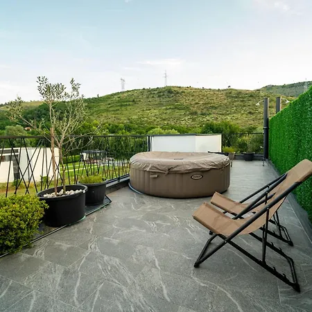 Villa Luxe Waters Retreat